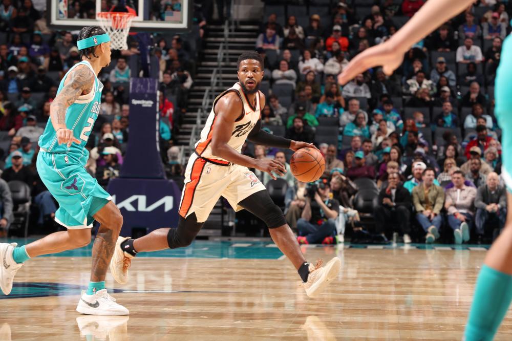 各支球队都 各支球队都